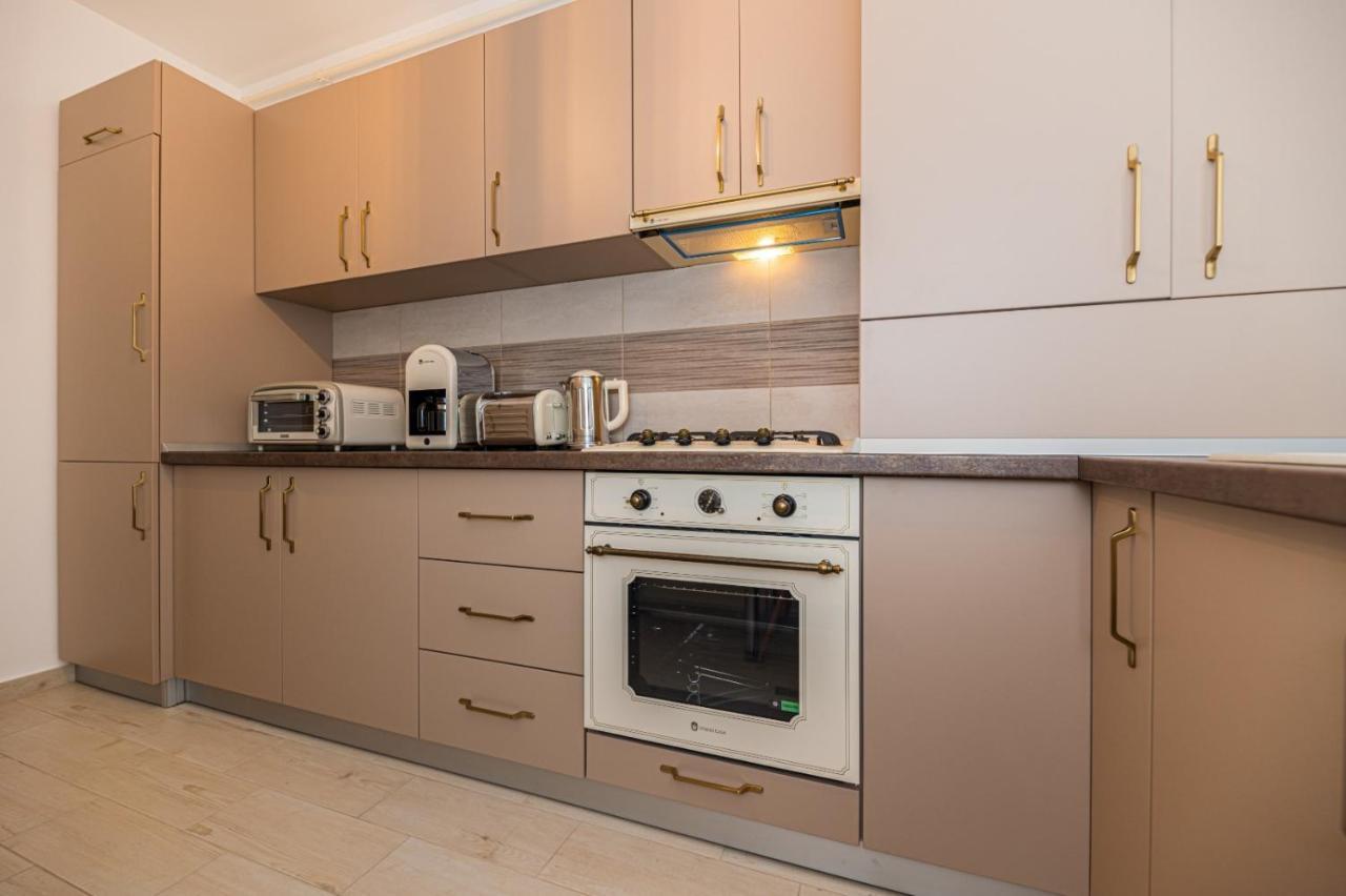 Topaz Apartment Brasov